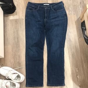 Levis Mid Rise Skinny Jeans